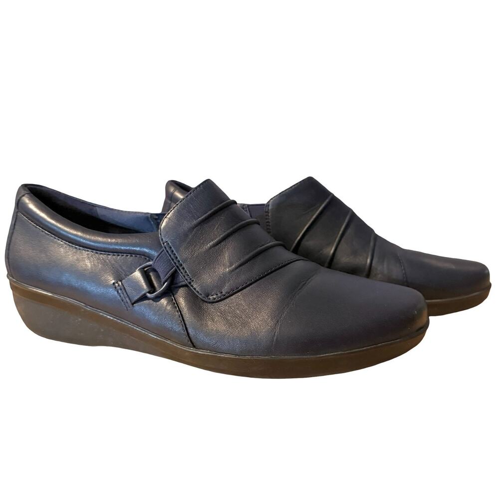 Clarks Everlay Heidi Navy Blue Leather Loafers Comfort Shoes Low Wedge sz 7.5